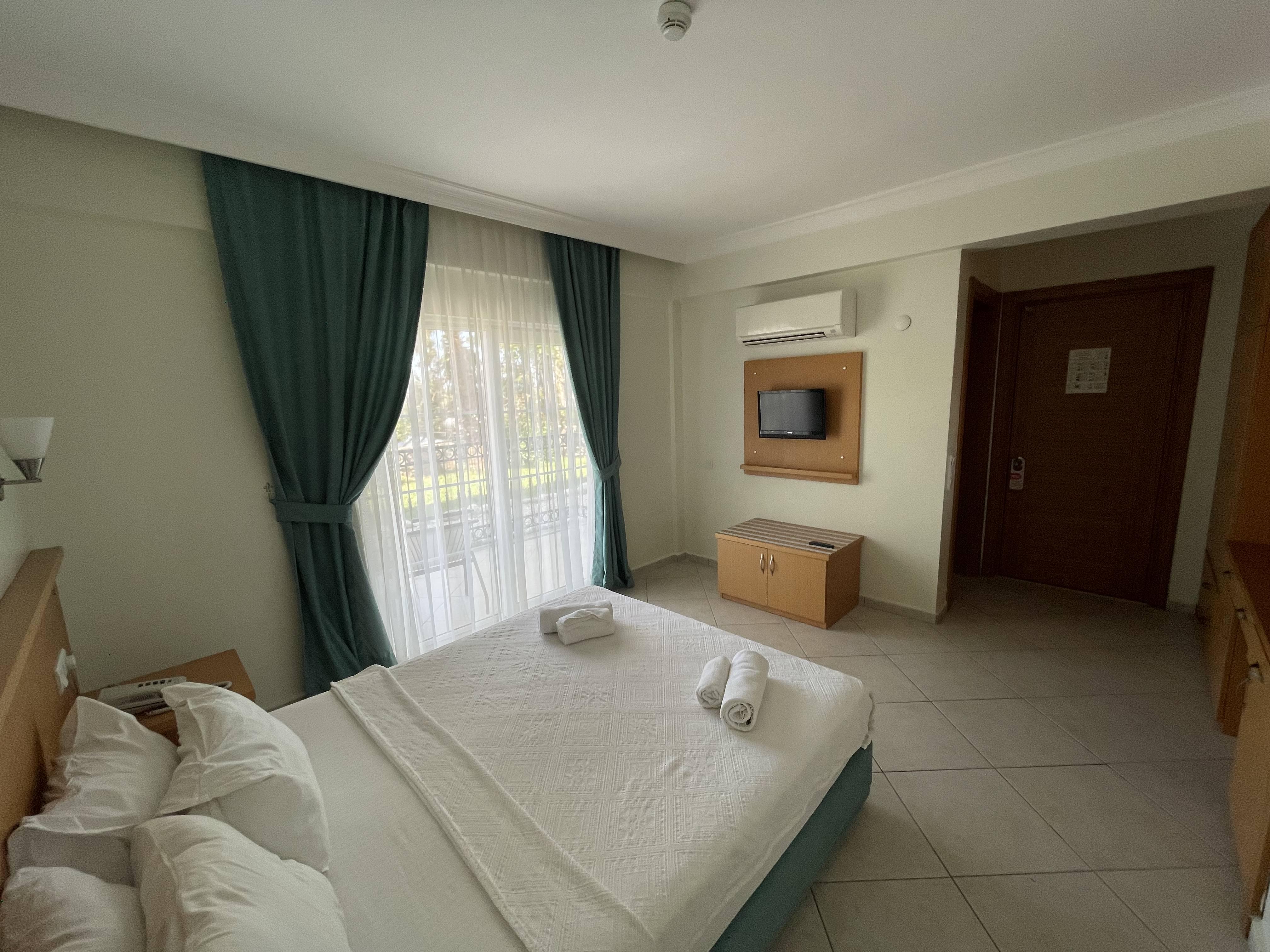 Celay Hotel Ölüdeniz Esterno foto