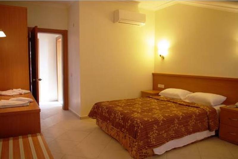 Celay Hotel Ölüdeniz Esterno foto
