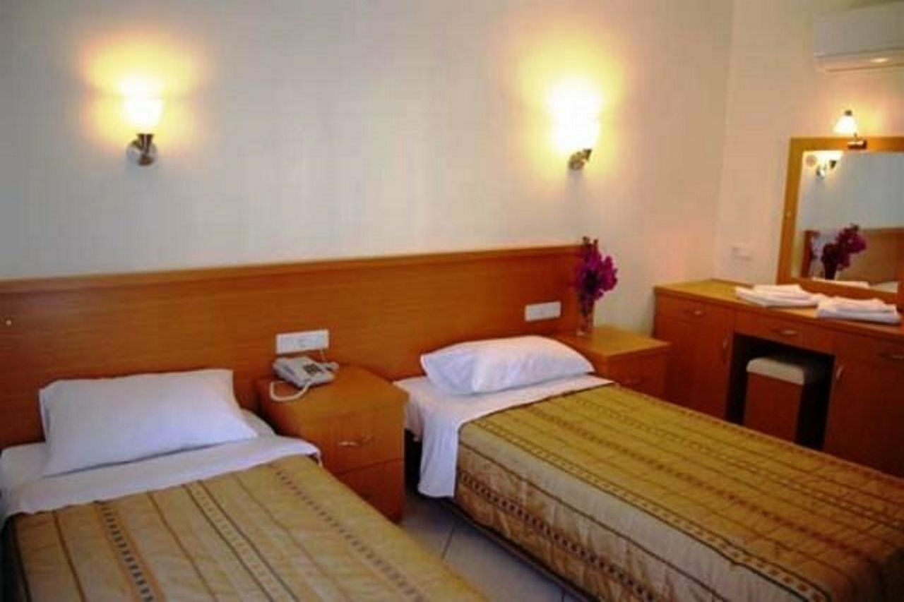 Celay Hotel Ölüdeniz Esterno foto